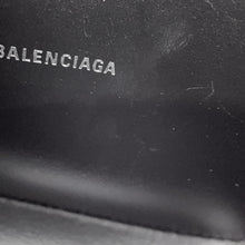 将图像加载到图库查看器中，BALENCIAGA everyday camera bag Pink552372 Leather Size XS
