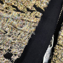 将图像加载到图库查看器中，LOUIS VUITTON 23 Stainless Steel Boxy Crop Top Size 38 Gold/Black1AAXYK Cotton 23% Nylon 22% Rayon 20% Polyester 19% Other

