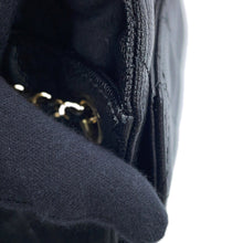 Load image into Gallery viewer, CHANEL CHANEL25 BlackAS5293-B20304-94305 Caviar Leather Size Small
