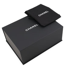 Load image into Gallery viewer, CHANEL CHANEL25 BlackAS5293-B20304-94305 Caviar Leather Size Small

