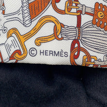 Load image into Gallery viewer, HERMES Twilly Bouquets Sellier (Saddler's Bouquets) White/Halzan/Etoupe Silk100%
