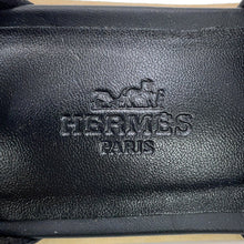 Load image into Gallery viewer, HERMES Sandals《Russe》30 Black Calf Leather Size 35
