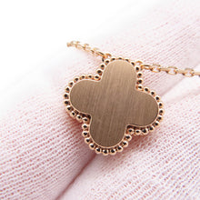 将图像加载到图库查看器中，Van Cleef &amp; Arpels Vintage Alhambra Necklace 2025 Holiday CollectionVCARPMOP00 18K Pink Gold
