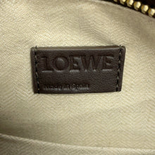 将图像加载到图库查看器中，LOEWE Puzzle Edge Shoulder Bag Chocolate/BurgundyA510P60X44 Leather Size Small
