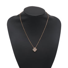 将图像加载到图库查看器中，Van Cleef &amp; Arpels Vintage Alhambra PendantVCARP4KK00 18K Pink Gold

