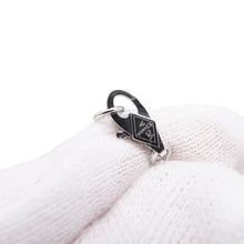 Load image into Gallery viewer, Van Cleef &amp; Arpels Sweet Alhambra PendantVCARO85900 18K White Gold
