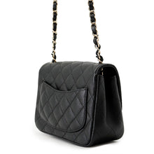 将图像加载到图库查看器中，CHANEL Matelasse ChainShoulder Bag BlackA35200 Caviar Leather Size Mini
