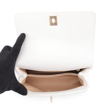 将图像加载到图库查看器中，CHANEL Coco Handle 2WAY Handbag WhiteA92990 Caviar Leather Size XS
