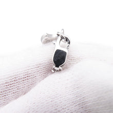 将图像加载到图库查看器中，GRAFF Double Butterfly Silhouette Diamond PendantRGP745 18K White Gold
