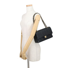 将图像加载到图库查看器中，CHANEL Matelasse W Flap ChainShoulder Bag BlackA01112-Y01864-C3906 Caviar Leather Size 25
