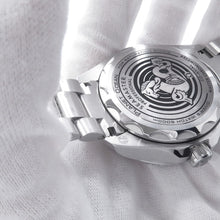 将图像加载到图库查看器中，OMEGA Seamaster Planet Ocean600 W45.5mm Stainless Steel Blue Dial215.30.46.21.03.001
