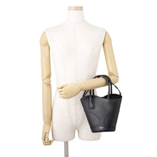 Load image into Gallery viewer, Ferragamo Cutout 2-Way Bag Black215933 768959 Calf Leather Size S
