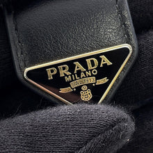 将图像加载到图库查看器中，PRADA Triangle Bi-fold Wallet Black1MV204 Saffiano Leather
