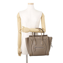 Load image into Gallery viewer, CELINE Luggage Shopper Tote Bag Greige167793DRU Calf Leather Size micro
