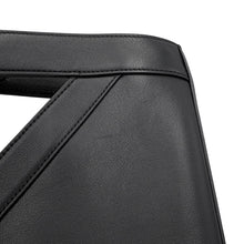 Load image into Gallery viewer, SAINT LAURENT PARIS Y Bucket Cross Bag Black808224AAEB31000 Calf Leather Size Small
