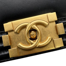 将图像加载到图库查看器中，CHANEL Boy Chanel ChainShoulder Bag BlackAS3018 Calf Leather
