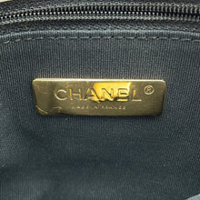 将图像加载到图库查看器中，CHANEL CHANEL19 ChainShoulder Bag WhiteAS1160 Lambskin
