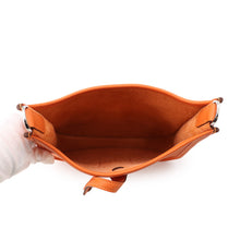 Load image into Gallery viewer, HERMES Evelyne 3 Tangerine Taurillon Clemence Size 23
