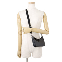 将图像加载到图库查看器中，Christian Louboutin Rubira Mini Shoulder Bag Black3235354 Patent Leather Size Mini
