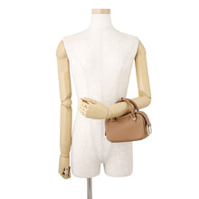 将图像加载到图库查看器中，Delvaux Cool box Vegetal IvoryAA0669AQY0ADNDO Taurillon Soft Grain Leather Size Nano
