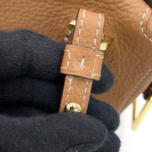 将图像加载到图库查看器中，Delvaux Cool box Vegetal IvoryAA0669AQY0ADNDO Taurillon Soft Grain Leather Size Nano
