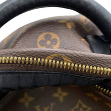 将图像加载到图库查看器中，LOUIS VUITTON Palm Springs Backpack NoirM41561 Monogram Size MM
