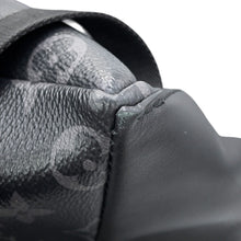 Load image into Gallery viewer, LOUIS VUITTON Discovery・Backpack NoirM22558 Monogram Eclipse Size PM

