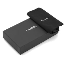 Load image into Gallery viewer, CHANEL Classic Phone Case BlackAP3880 Caviar Leather
