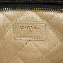 Load image into Gallery viewer, CHANEL CC Logo Pearl ChainClutch Bag BlackAP4613 Shiny Lambskin
