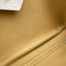 Load image into Gallery viewer, LOUIS VUITTON Mini Pochette Accessoires Beige/KhakiM67579 Monogram Monogram Giant
