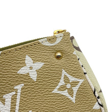 Load image into Gallery viewer, LOUIS VUITTON Mini Pochette Accessoires Beige/KhakiM67579 Monogram Monogram Giant
