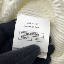 Load image into Gallery viewer, CHANEL CC Logo Short Sleeve Knit Size 36 WhiteP73589 K10565 Cotton100%
