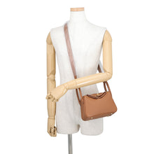 Load image into Gallery viewer, HERMES Lindy Gold Taurillon Clemence Size Mini
