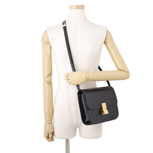 Load image into Gallery viewer, CELINE Classic Box Shoulder Bag Black164173DLS Leather Size Medium
