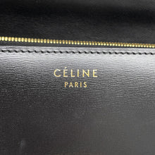 Load image into Gallery viewer, CELINE Classic Box Shoulder Bag Black164173DLS Leather Size Medium
