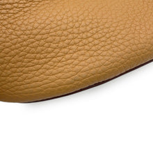 Load image into Gallery viewer, HERMES In the loop Biscuit Taurillon Clemence Swift Leather Size 18
