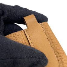 Load image into Gallery viewer, HERMES In the loop Biscuit Taurillon Clemence Swift Leather Size 18
