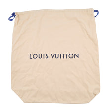 Load image into Gallery viewer, LOUIS VUITTON Christopher NoirM55699 Monogram Taurillon Size MM
