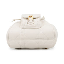 将图像加载到图库查看器中，Dior Macrocannage Caro Backpack Latte WhiteM6302UNOZ_M030 Lambskin Size Small
