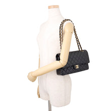 Load image into Gallery viewer, CHANEL Matelasse W Flap ChainShoulder Bag BlackA01112 Caviar Leather Size 25

