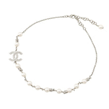 将图像加载到图库查看器中，CHANEL CC Logo Faux PearlNecklace Gold Plated Rhinestone Faux Pearl
