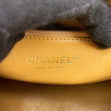 将图像加载到图库查看器中，CHANEL Medallion Tote BeigeA01804 Caviar Leather
