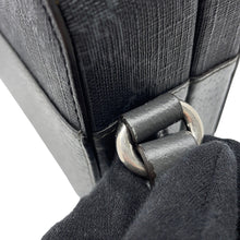 Load image into Gallery viewer, GUCCI Cutout Interlocking G Shoulder Bag Gray/Black725341 GG Supreme Leather
