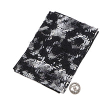 Load image into Gallery viewer, CHANEL Karl Lagerfeld Size 38 Black/WhiteP26844V17315 Wool74%・Nylon10%・Cotton7%・Silk5%・Rayon4%
