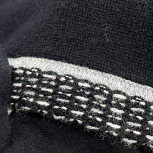 Load image into Gallery viewer, CHANEL cardigan Size 40P26631V00016 Cashmere100%
