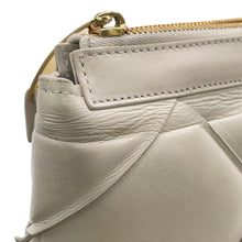 Load image into Gallery viewer, Bottega Veneta Maxi INTRECCIATO Leather Clutch Bag Beige Leather

