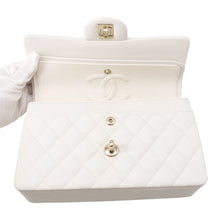 Load image into Gallery viewer, CHANEL Matelasse W flap ChainShoulder WhiteA01113 Caviar Leather Size 23
