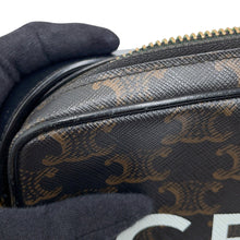 Load image into Gallery viewer, CELINE Triomphe Horizontal Messenger Bag Brown19450 2CIM 38OG PVC Leather Size Medium
