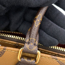 Load image into Gallery viewer, LOUIS VUITTON Onthego EW Chain RedM14236 Monogram Reverse Canvas Monogram Giant
