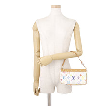 将图像加载到图库查看器中，LOUIS VUITTON Pochette Accessoires BlancM92649 Monogram・Multicolor
